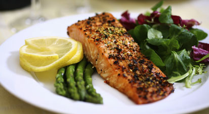 Reinon Tupa - Lautasilla meren ja metsän makuja